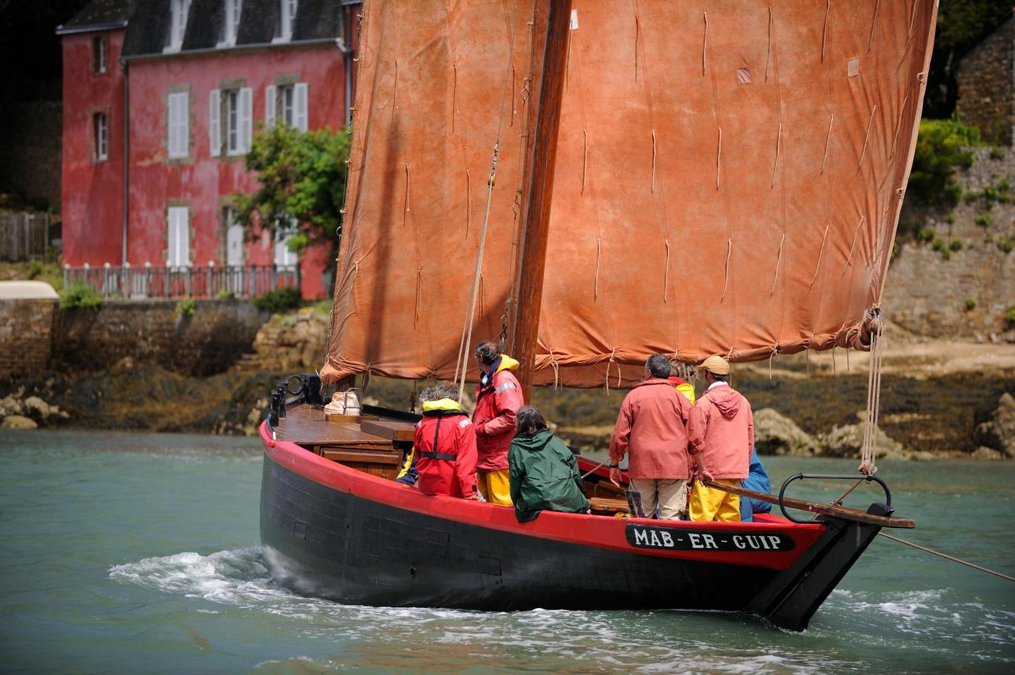 Le Gite Des Algues Sene Exterior photo